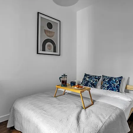Near River - 58m2, Metro, Balcony * Varsovie