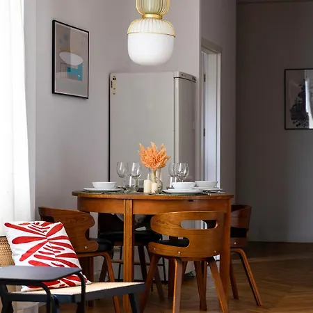 Near River - 58m2, Metro, Balcony Appartamento *
