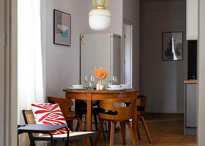 Near River - 58m2, Metro, Balcony Apartament *