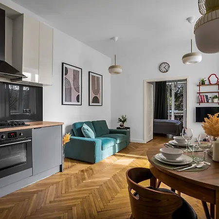 Apartment Near River - 58m2, Metro, Balcony