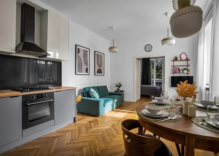 Apartment Near River - 58m2, Metro, Balcony