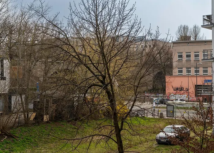 Near River - 58m2, Metro, Balcony *