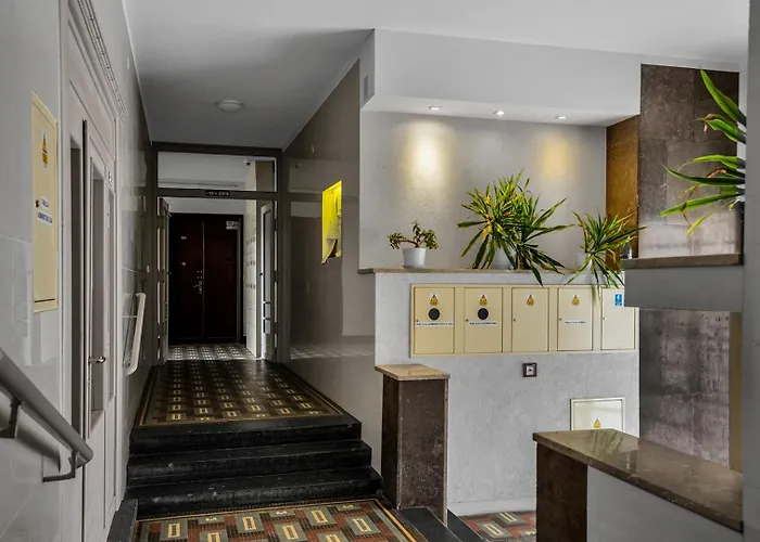 Near River - 58m2, Metro, Balcony