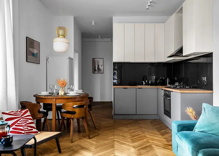 Near River - 58m2, Metro, Balcony Apartment *