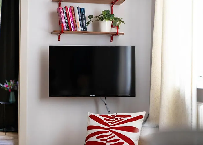 Near River - 58m2, Metro, Balcony Apartment *